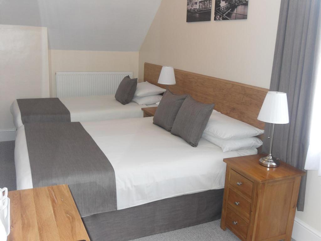 Powys Lodge Scarborough Buitenkant foto